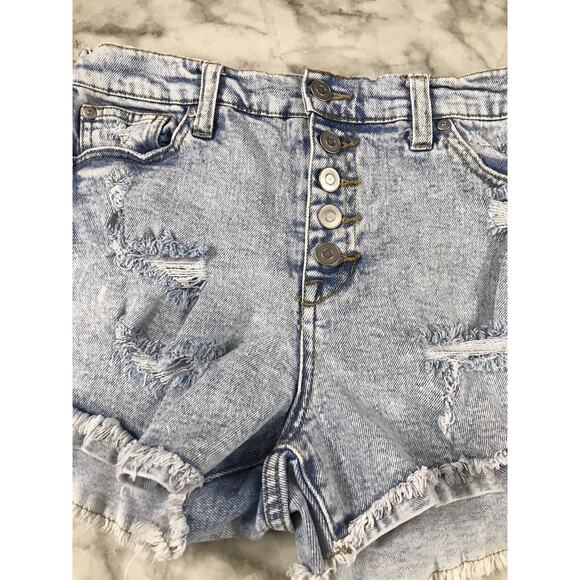 Altar'd State Light Wash Cutoff Shorts Button Fly Size 28/7 Distressed Cotton - Picture 4 of 6
